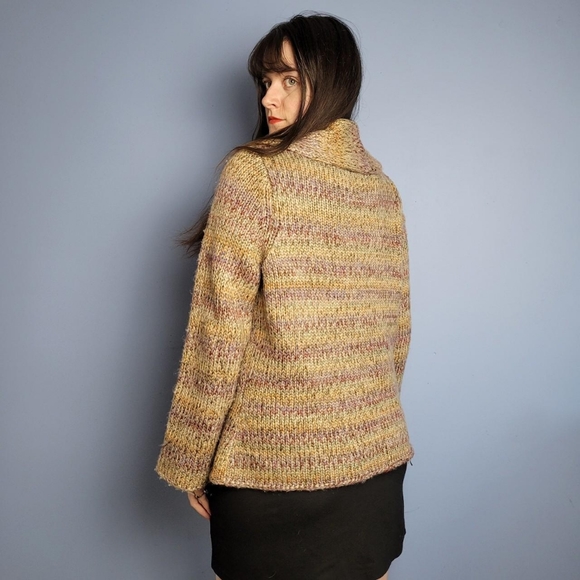 Vintage 90s chunky green knitted cardigan - Picture 6 of 6